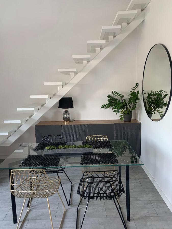 Апартаменти Two-Levels Penthouse With A Garden In The City Center Лодзь Екстер'єр фото